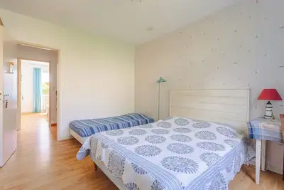 Image de Chambre d'hôtes 'Grillon La Brée Les Bains' avec terrasse partagée, jardin partagé et Wi-Fi