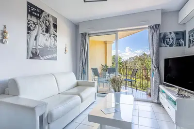 Image de Le Clos Sainte Anne by Interhome