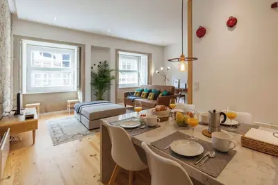 Image de Ribeira Nest Apartment by HostWise