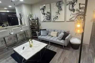 Image de Downtown1BedroomAptW/ GameRoomNoCleaningFee-3 Beds