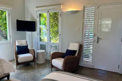 Image de 2 in 1 Villas with a private balcony showcasing stunning seascape views
