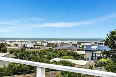 Image de Luxury Accommodation Middleton with Stunning Ocean Views - sleeps 7