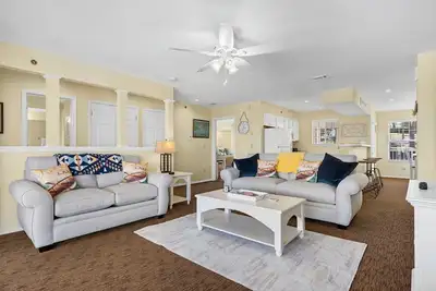 Image de Table Rock Lake Access w Great View-Premium Updated Condo-Free Attraction Tickets!
