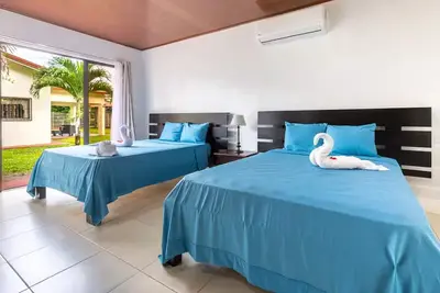 Image de Cozy Apt next to famous river Rio Celeste perfect for Family/couple Adventure