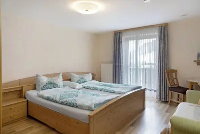 Image de Chambre \"Eins\" avec terrasse partagée, jardin partagé et Wi-Fi