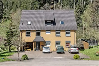 Image de Appartement 'Idyllische Am Waldesrand' avec terrasse privée, jardin partagé et Wi-Fi