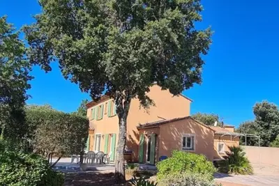 Image de Villa provençale 4 chambres Uzes