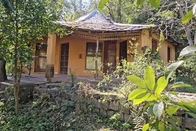 Image de Nature Stay in Mud cottage with Food, Yoga & Meditation in Dharamshala