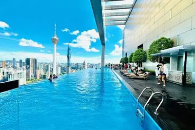 Image de Well-Shaped Suites At Platinum Klcc