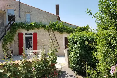 Image de Gîte familial avec jardin privatif, plancha et jeux, proche de La Rochelle