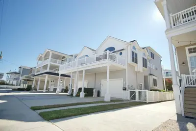 Image de Beachblock Sleeps 11 Mid-island