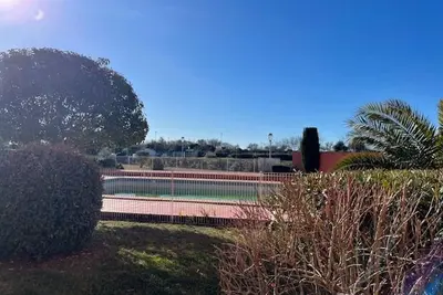 Image de Appart rez de chaussée avec terrasse, proche plage, parking
