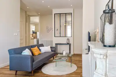 Image de #Hw | Le Mazet ♦️| Hyper-centre, appartement haussmanien
