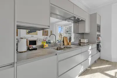 Image de City Chic Townhouse | By My Getaways