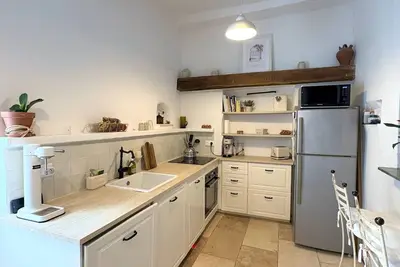 Image de Maison au coeur du village Climatisée 70m2