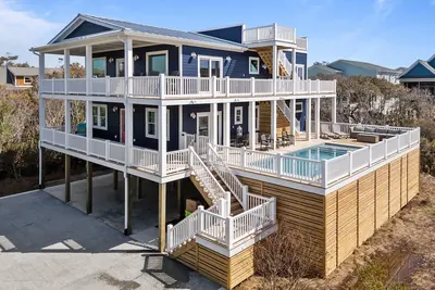 Image de Experience luxury at Psalm Tree, a spacious 6-bedroom, 6-bathroom ocean view retreat