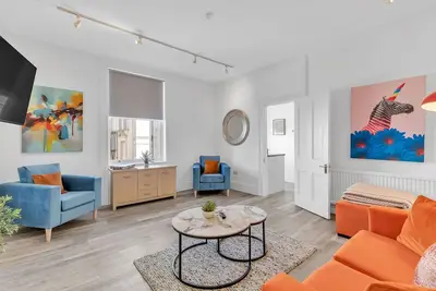 Image de City Chic Townhouse | By My Getaways