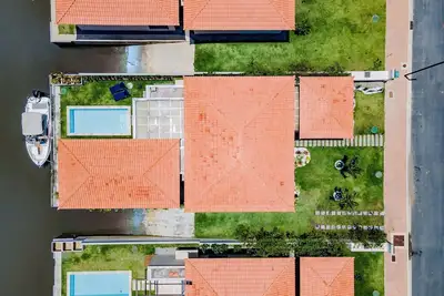 Image de Bz94 House with Arete pool and Jet ramp! 5 suites