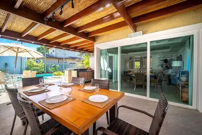 Image de Bz 91 Center 600m from Rua das Pedras with/ swimming pool!