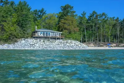 Image de Peaceful 2br Beaver Island Escape - Beach Access + Waterfront Views + WiFi