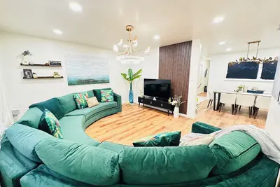 Image de Urban Oasis - Stylish Getaway to Nyc w/ Parking