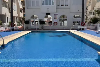 Image de 1 minute walk from the beach. Charming apartment, unbeatable location!