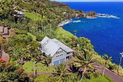 Image de Stunning Ocean-View Retreat Overlooking Laupahoehoe Point