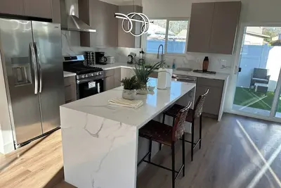 Image de Charming 2-bedroom apartment with WiFi, Ac in beautiful Burbank