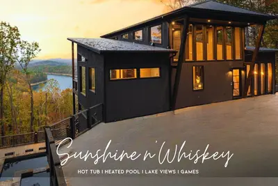 Image de Elevated Escape, Lake Views, Heated Pool, Billards