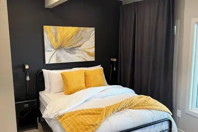 Image de Cozy 1 bedroom suite with patio!