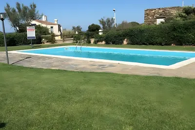 Maison de vacances 'Cleo' avec piscine partagée, terrasse privée et jardin privé