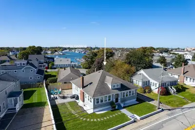 Image de Charming 3-bedroom house with WiFi and Ac firepit Yarmouth