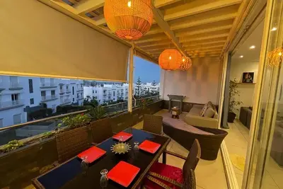 Image de Joli appartement vue sur mer, piscine et jardin
