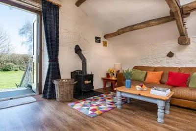 Ravendale, Kirkoswald -  a cottage that sleeps 6 guests  in 3 bedrooms