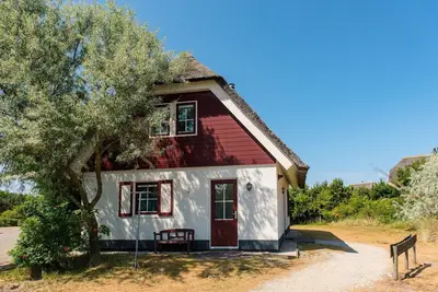 Villa avec lave-vaisselle, à 1, 5 km de la plage