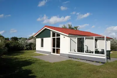 Image de Spacieuse villa rénovée avec sauna