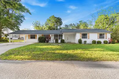 Image de 3102 E Knollwood St. Tampa #A