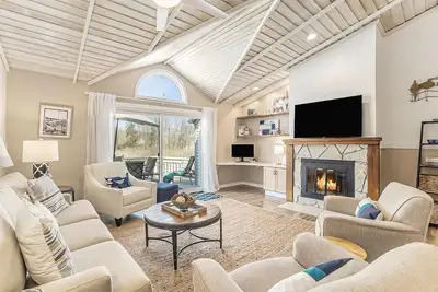 Sunset Landing: Waterfront Luxury Condo with High End Finishes Throughout