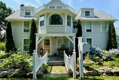 Image de Oceanview hilltop 6br, 4Bth Queen Anne Gem