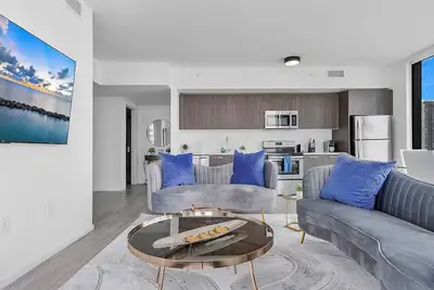 Image de Prime Downtown Miami Highrise with Pool & Gym