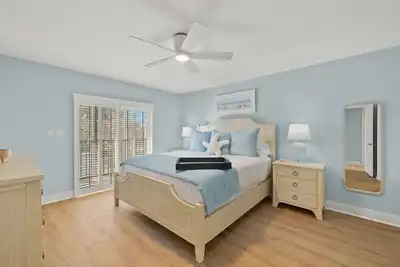 Image de Step into serenity at Sunset South Sanibel, newly renovated 3 Br Island Retreat