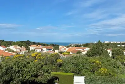 Image de Appartement avec balcon vue mer, piscine & parking
