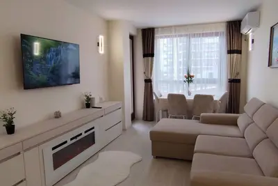 Sky Line Sea View -  apartment in top center Golden Sands