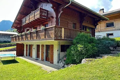 Image de Chalet Chaleureux Vue Imprenable Sur La Montagne