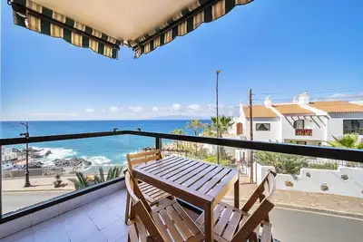 Image de Sunset Bay Apartment with Stunning Sea Views – Puerto Santiago