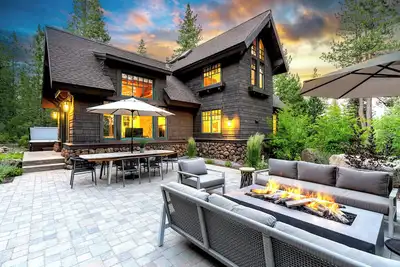 Image de Luxury Summer Lease | Located in Lahontan