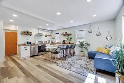 Image de Charming 2-bedroom apartment with WiFi in Tannersville, Minutes from Camelback