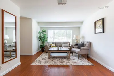 Image de 3br Front House + King Bed + Near Plaza #TravelSGV