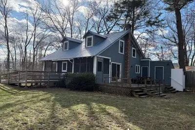 Image de The Blue Cottage at Jenness Beach