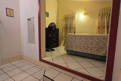 Image de Charming and spacious 2-bedroom 1 bath house in lovely Castries with WiFi, Ac,